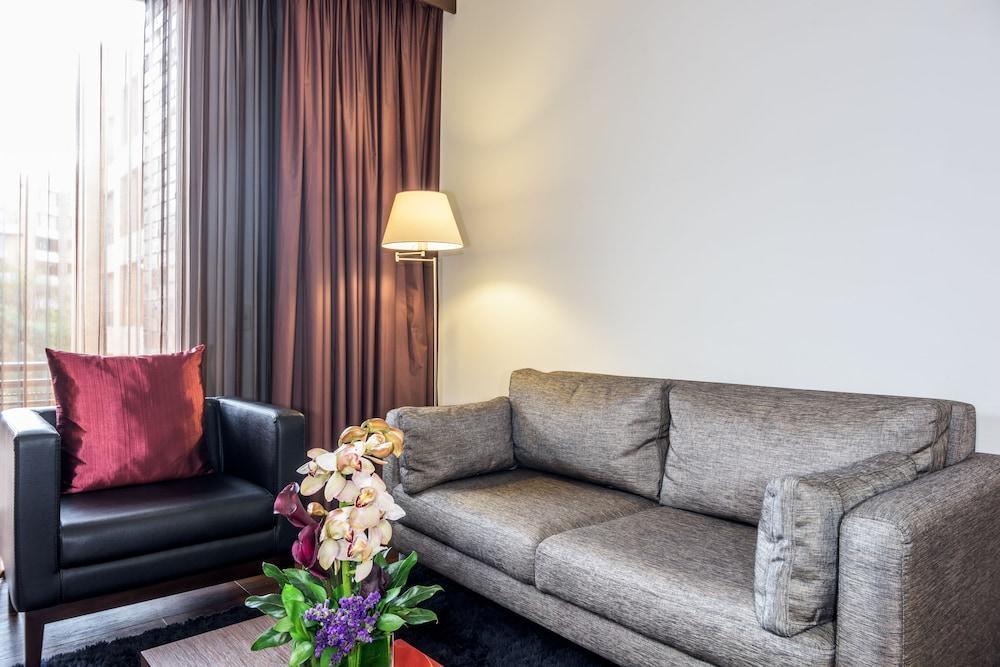 Nh Collection Bogota Andino Royal Hotel Екстериор снимка A living room in a hotel