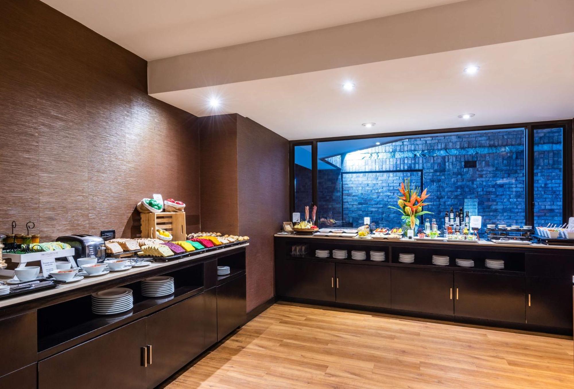 Nh Collection Bogota Andino Royal Hotel Екстериор снимка The lounge at the airport