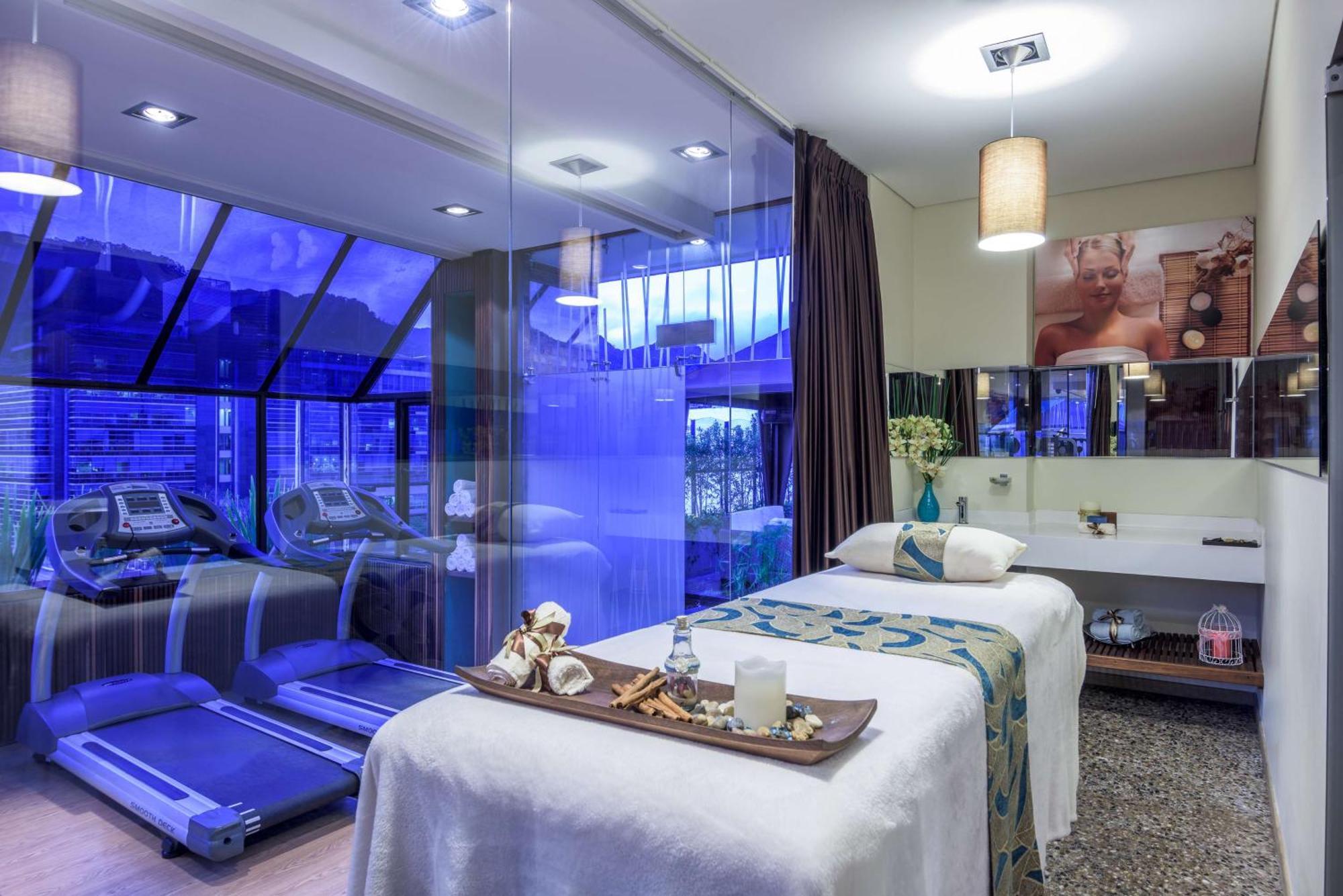 Nh Collection Bogota Andino Royal Hotel Екстериор снимка Spa at the hotel
