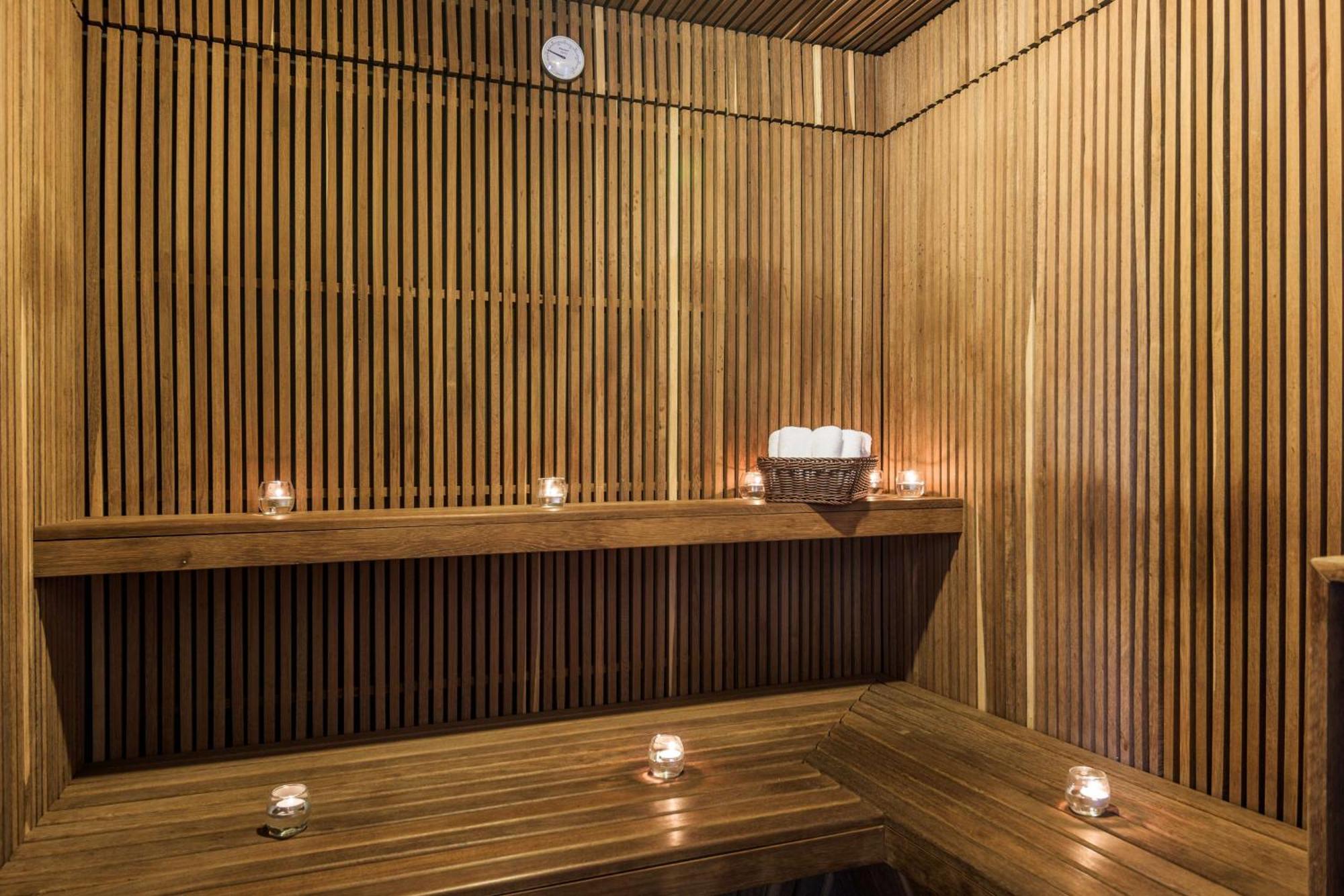 Nh Collection Bogota Andino Royal Hotel Екстериор снимка A Finnish sauna