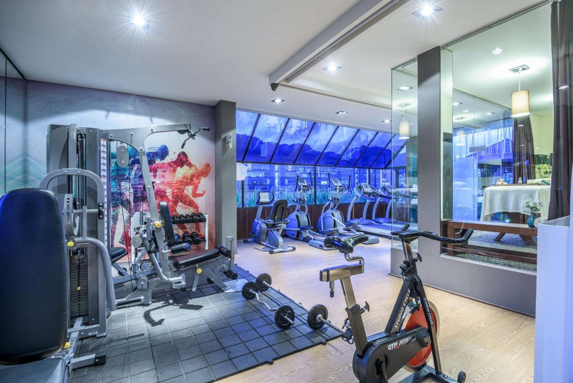 Nh Collection Bogota Andino Royal Hotel Екстериор снимка The gym at the hotel